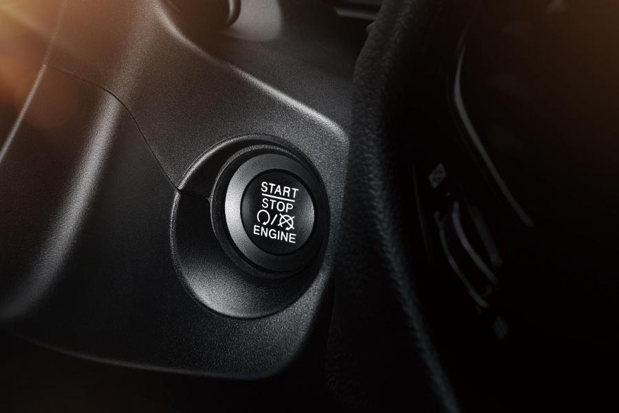 Детали интерьера Jeep Compass Limited (MP) 2016 года  (CN) (фото 10 из 15)